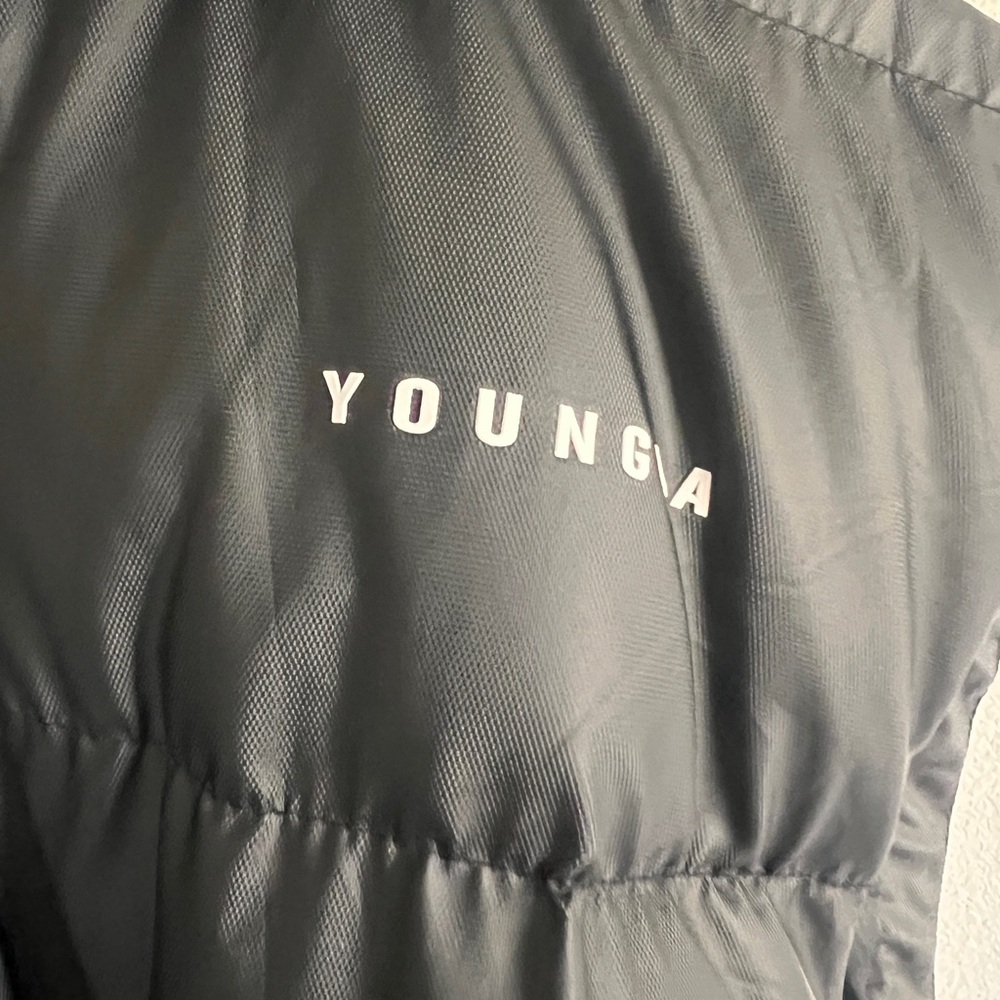 YoungLA Black Puffer Jacket with Hood and Water-Resistant Fabric - Picture 14 of 15